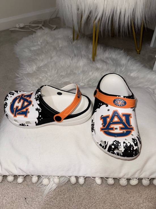 CROCS Kids White, Orange & Navy AU Logo Clog Slides - Picture 3 of 4